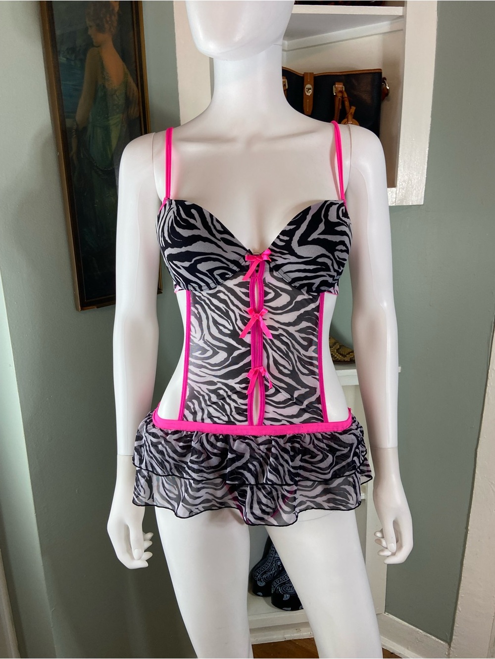 Vintage Y2K Rampage Zebra Sheer Ruffle Babydoll Nightie Lingerie Panty Set M